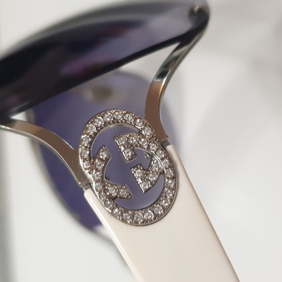 Authentic Gucci sunglasses - Picture 8 of 11